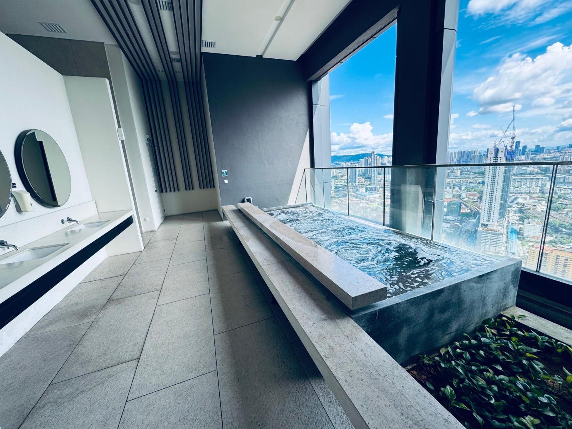 Lucentia Suites At Куала Лумпур Екстериор снимка